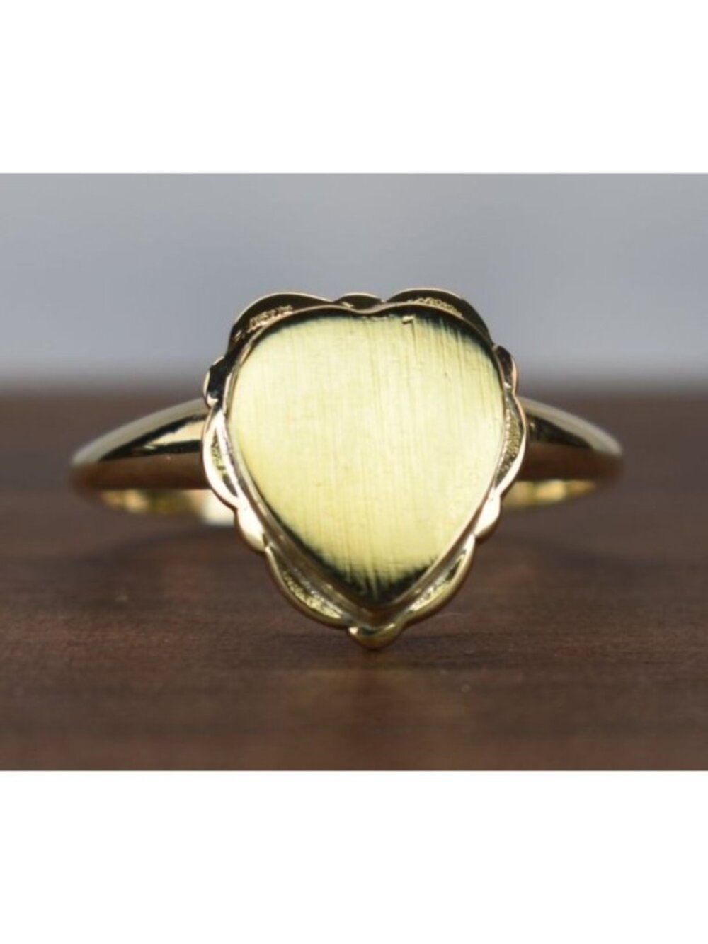 Vintage 10k Gold Heart Shape Yellow Gold Sigil Signet Ring